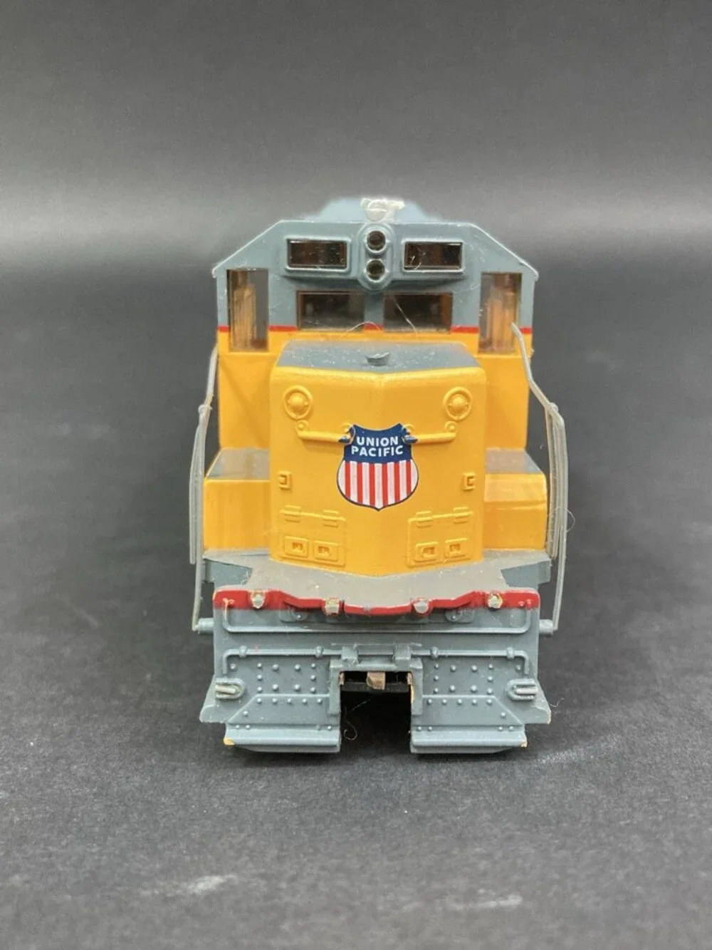 Bachmann this train